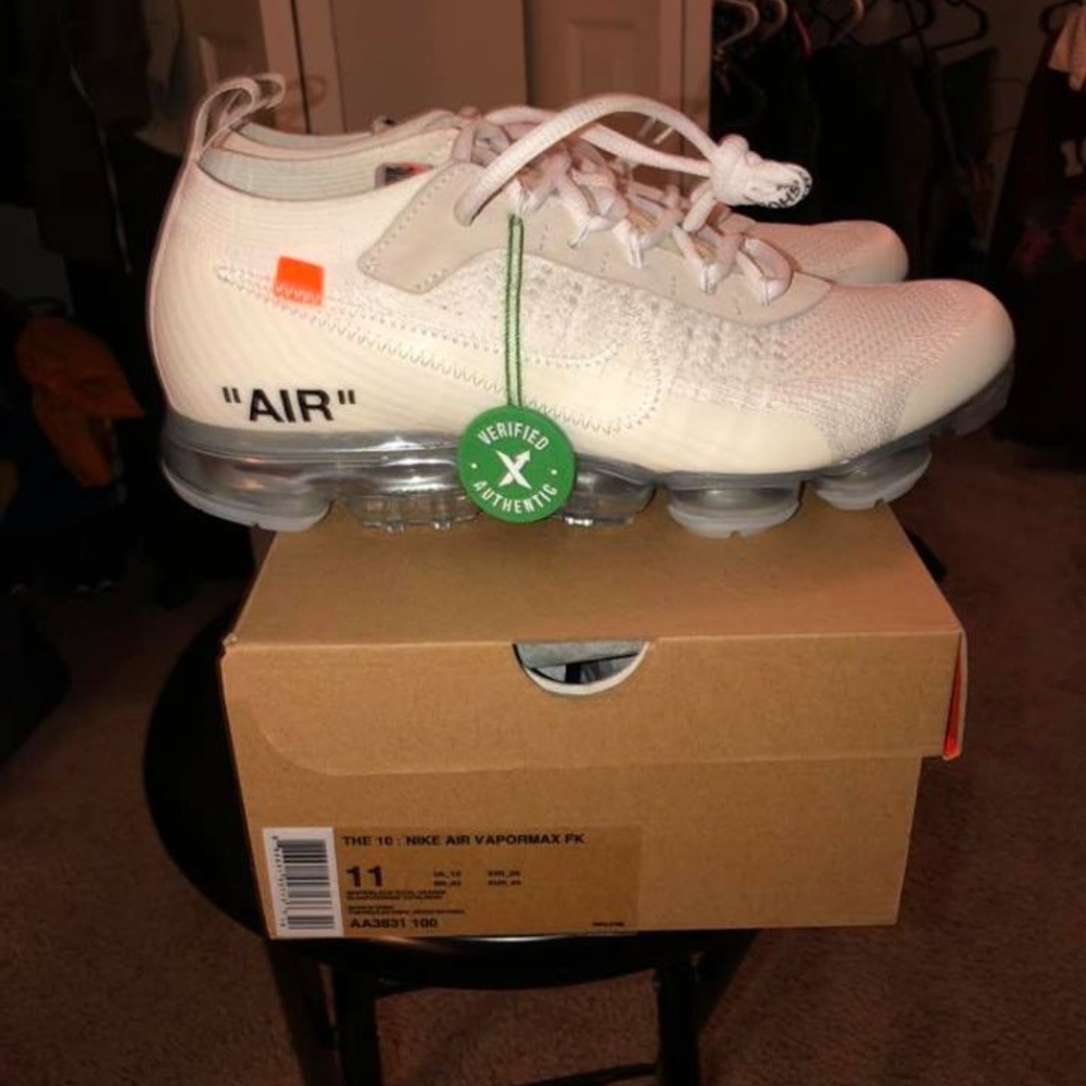 Men's Nike Air VaporMax "Off White" Size 11